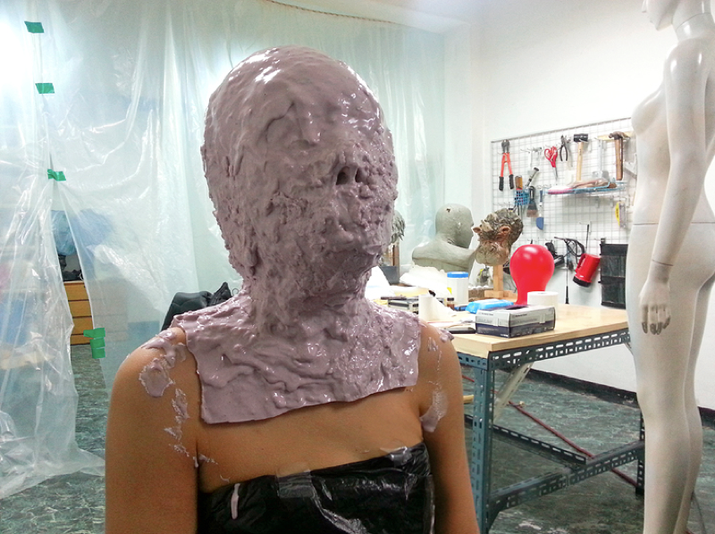 Illustration for article titled How To Make Incredible StarCraft CosplayÂ